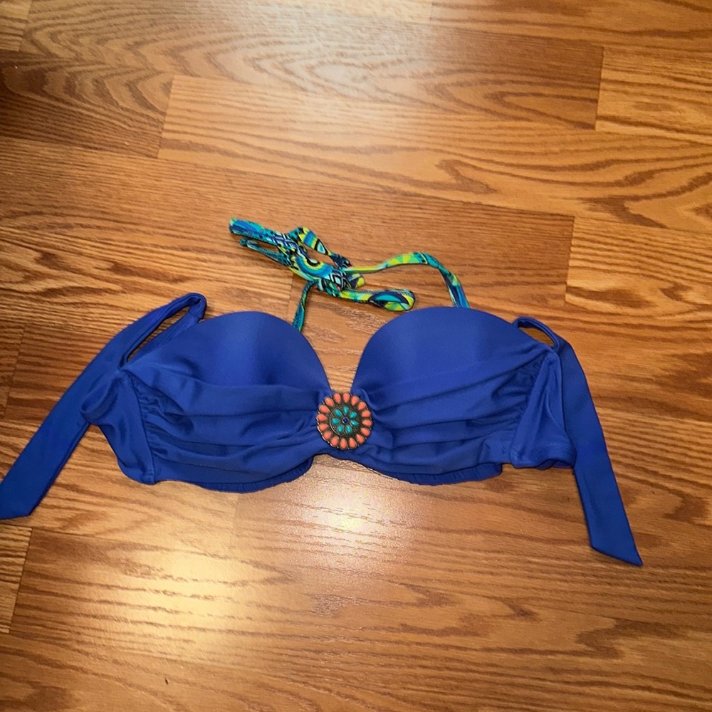 Xhilaration bikini top